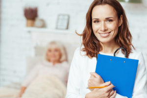 SERENIA : une aide médicalisée pour personnes âgées